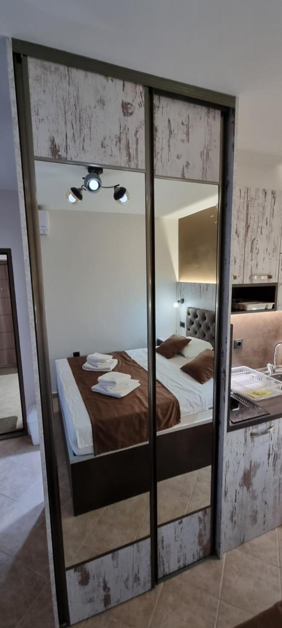 Deluxe Apartmani Vila Pejovic Sutomore Rum bild